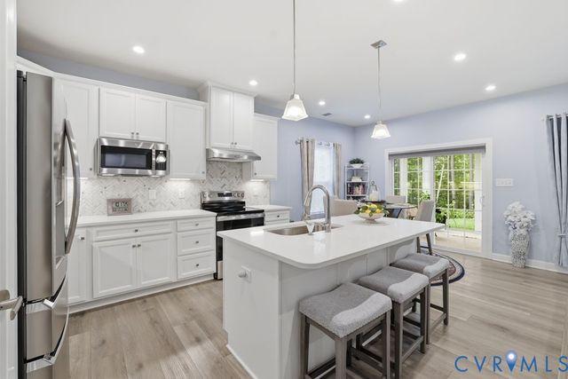 4860 Bacova Village Trl, Glen Allen, VA 23059
