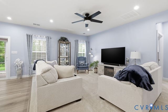 4860 Bacova Village Trl, Glen Allen, VA 23059