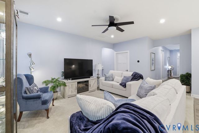 4860 Bacova Village Trl, Glen Allen, VA 23059
