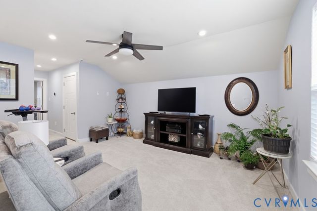 4860 Bacova Village Trl, Glen Allen, VA 23059