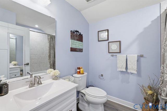 4860 Bacova Village Trl, Glen Allen, VA 23059