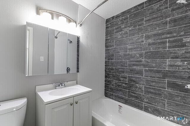 923 West Main Street 939-401, New Britain, CT 06053