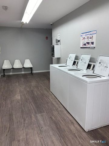 923 West Main Street 939-401, New Britain, CT 06053