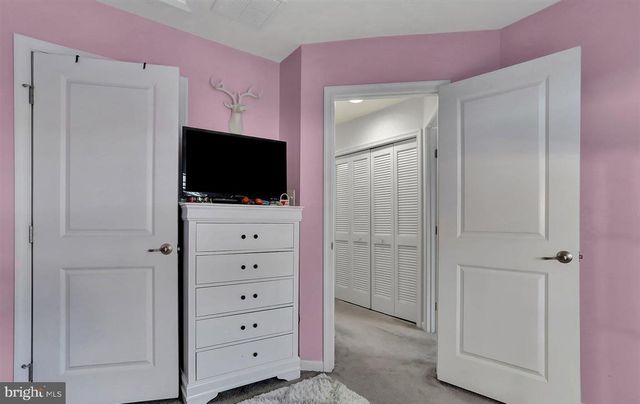 114 CHAMOMILE CT, Lake Frederick, VA 22630