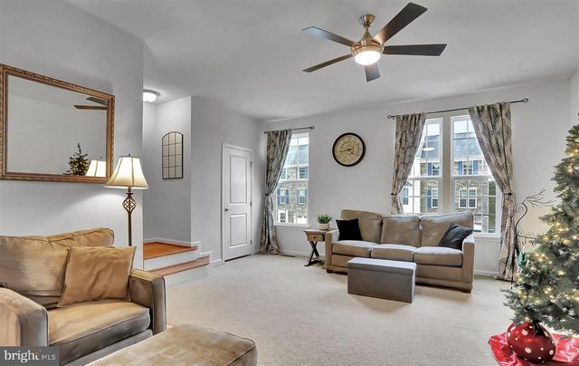 114 CHAMOMILE CT, Lake Frederick, VA 22630