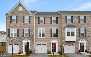 114 CHAMOMILE CT, Lake Frederick, VA 22630