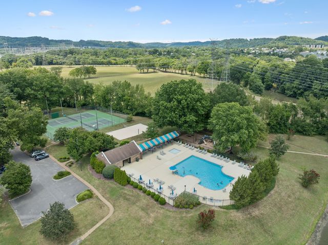 105 Claytie, S, Nashville, TN 37221
