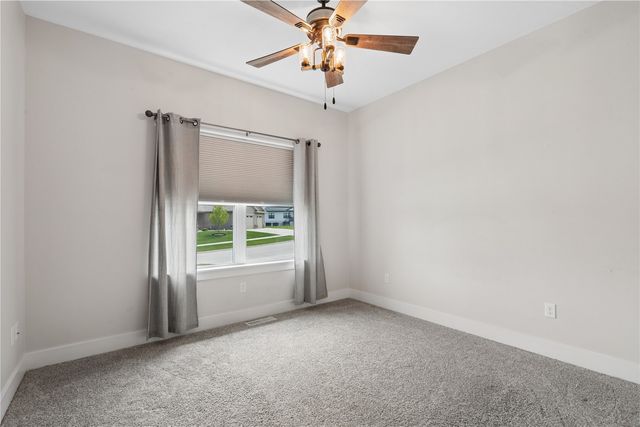 1134 Adare Pass, Marion, IA 52302