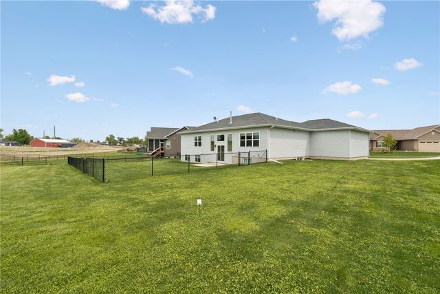 1134 Adare Pass, Marion, IA 52302