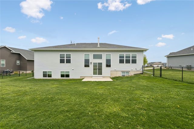 1134 Adare Pass, Marion, IA 52302