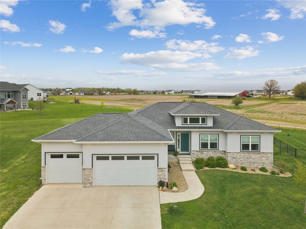1134 Adare Pass, Marion, IA 52302