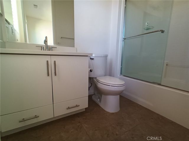 902 N Botanica, Azusa, CA 91702