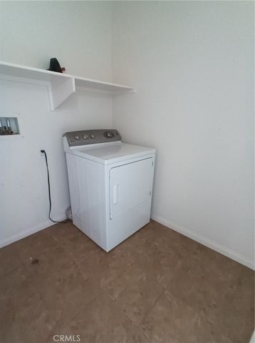 902 N Botanica, Azusa, CA 91702