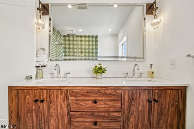 135 Union Ave, Maplewood Twp., NJ 07040