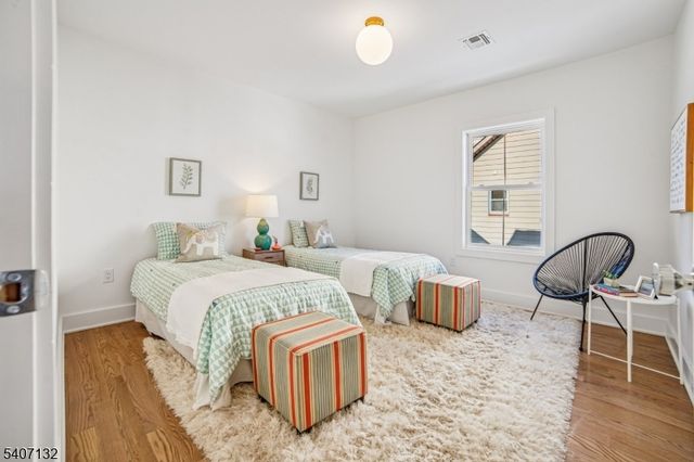 135 Union Ave, Maplewood Twp., NJ 07040