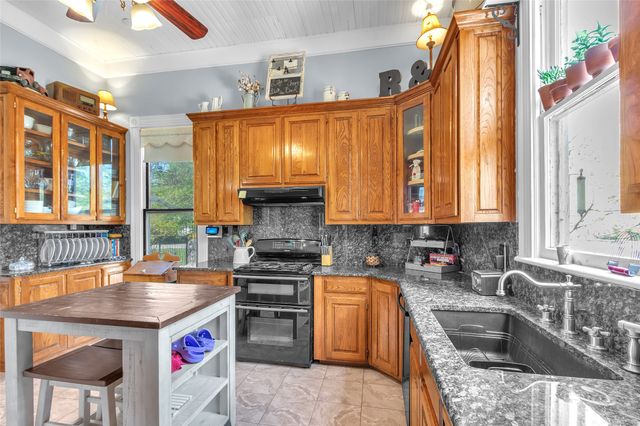 408 S Center Street, Forney, TX 75126