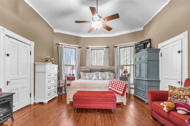 408 S Center Street, Forney, TX 75126