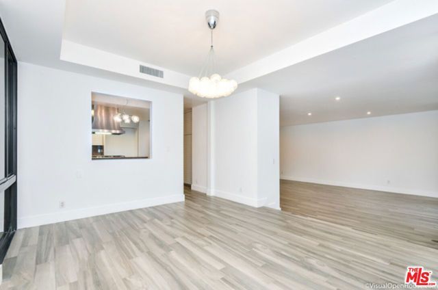 268 S Lasky Drive 204, Beverly Hills, CA 90212