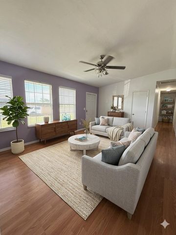 900 NE 18TH TERRACE, Cape Coral, FL 33909
