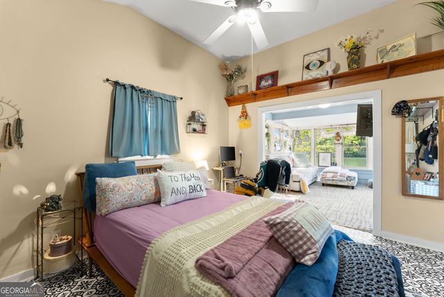 1035 Mountain Shadows Drive, Cleveland, GA 30528