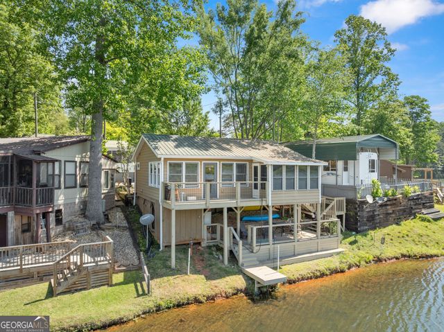1035 Mountain Shadows Drive, Cleveland, GA 30528