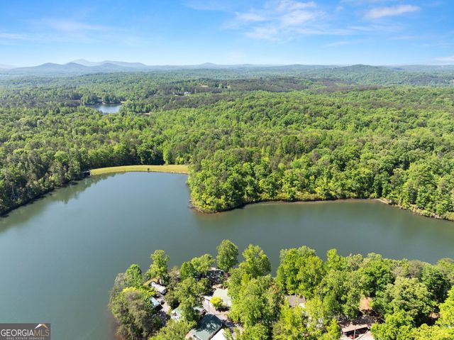 1035 Mountain Shadows Drive, Cleveland, GA 30528
