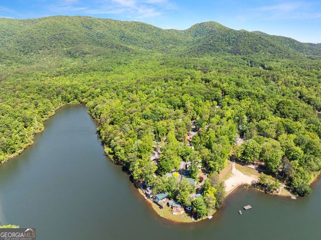 1035 Mountain Shadows Drive, Cleveland, GA 30528