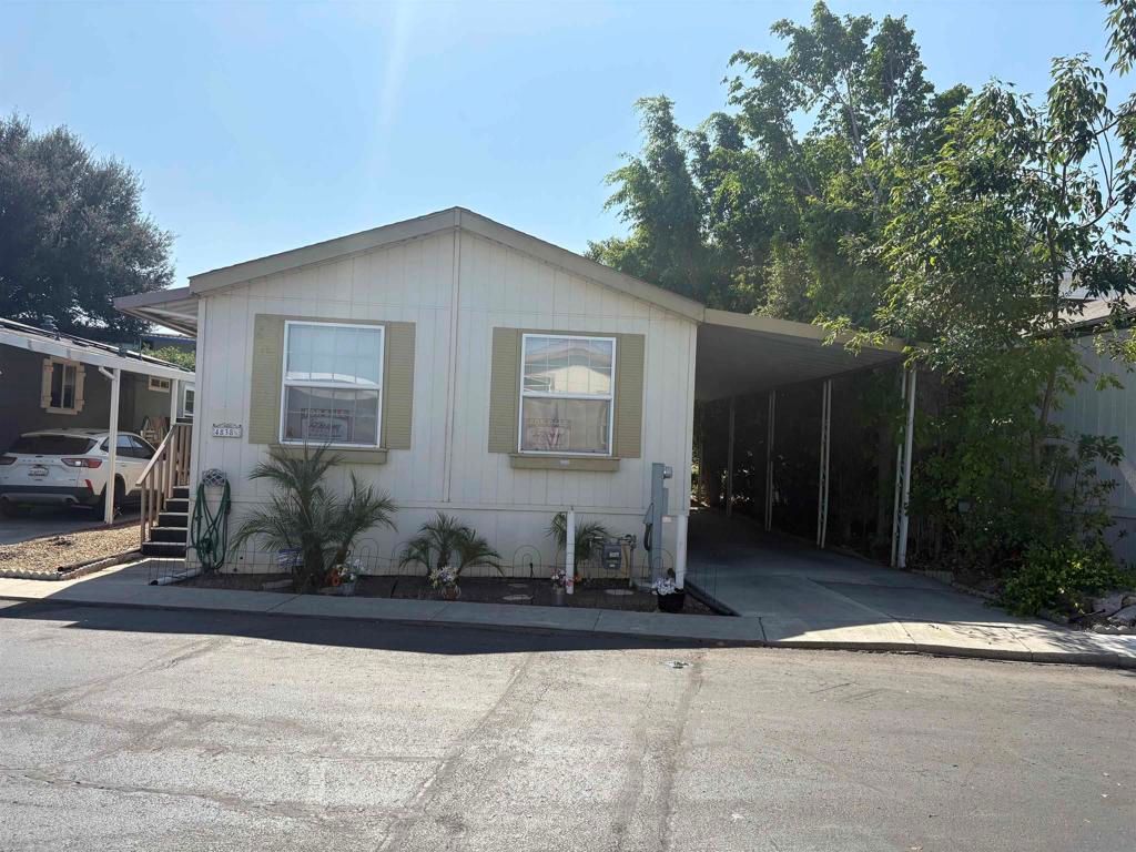 4838 1/2 Old Cliffs Road, San Diego, CA 92120 — exterior