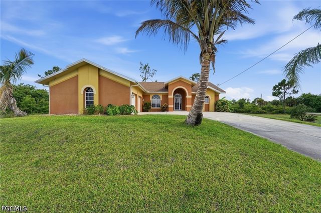 640 Clancy ST E, Lehigh Acres, FL 33974