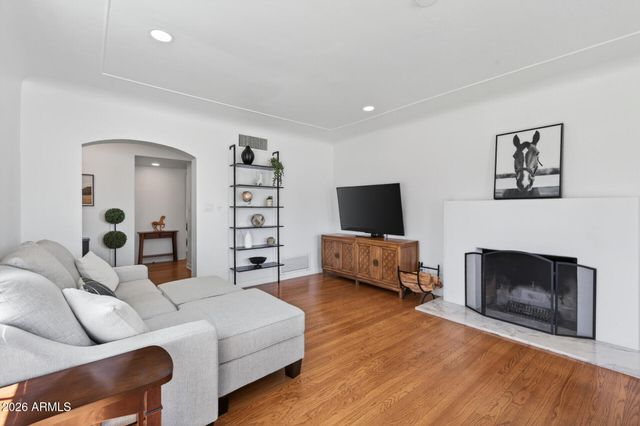 130 E ALVARADO Road, Phoenix, AZ 85004