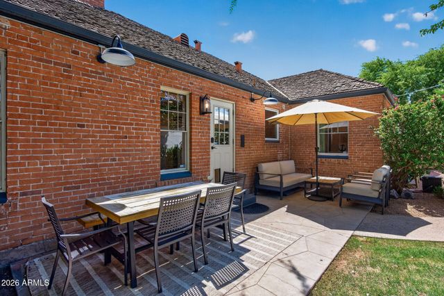 130 E ALVARADO Road, Phoenix, AZ 85004