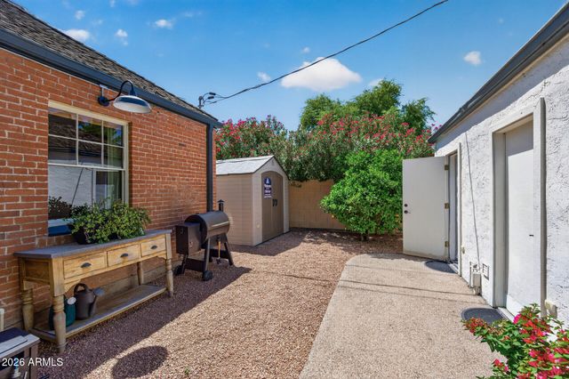 130 E ALVARADO Road, Phoenix, AZ 85004