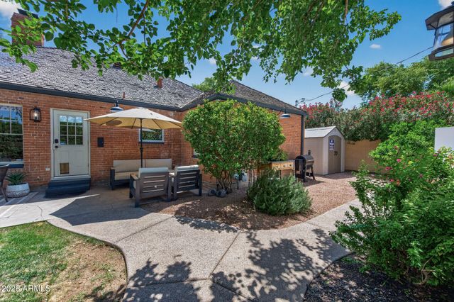 130 E ALVARADO Road, Phoenix, AZ 85004