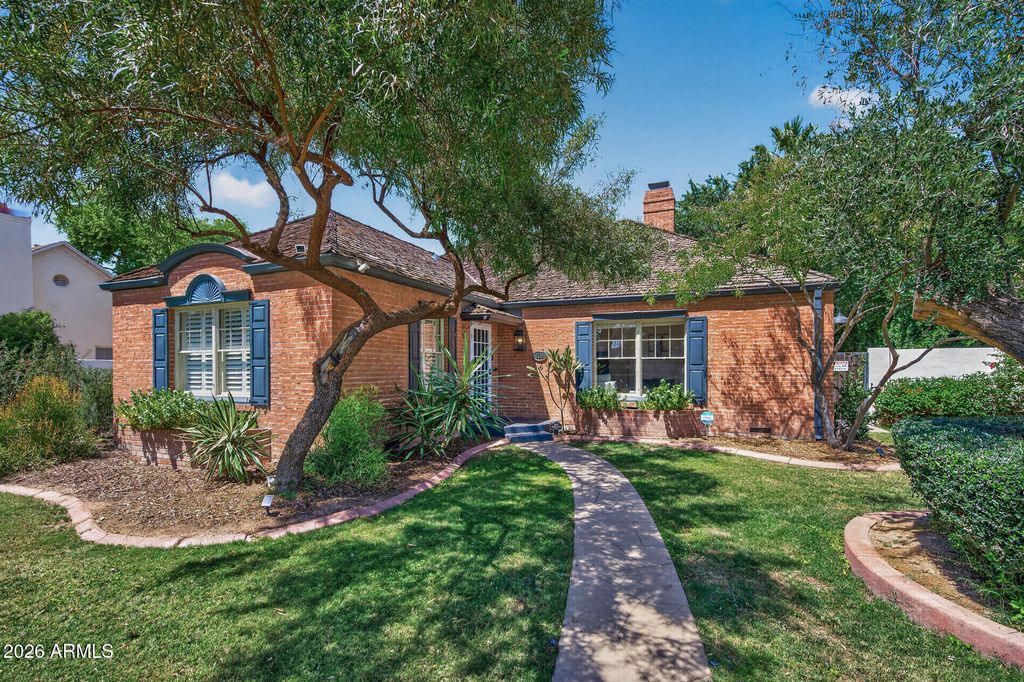 130 E ALVARADO Road, Phoenix, AZ 85004