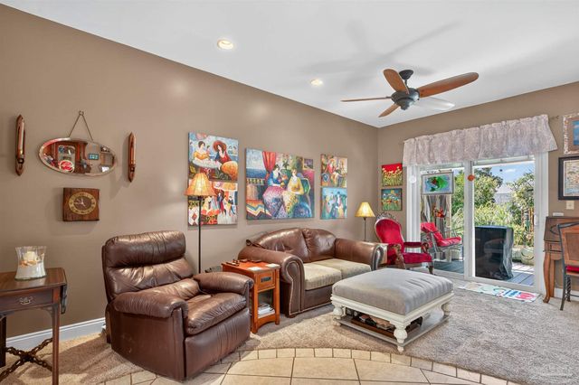 4615 Nancy Ln 7, Orange Beach, AL 36561