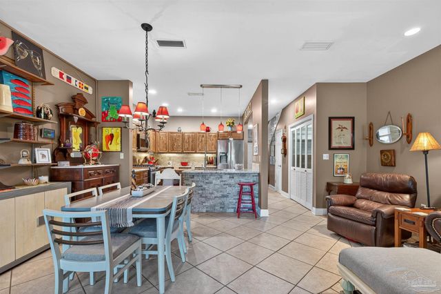 4615 Nancy Ln 7, Orange Beach, AL 36561