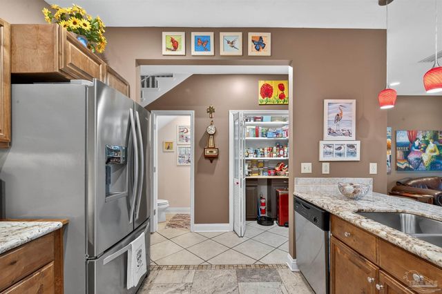 4615 Nancy Ln 7, Orange Beach, AL 36561