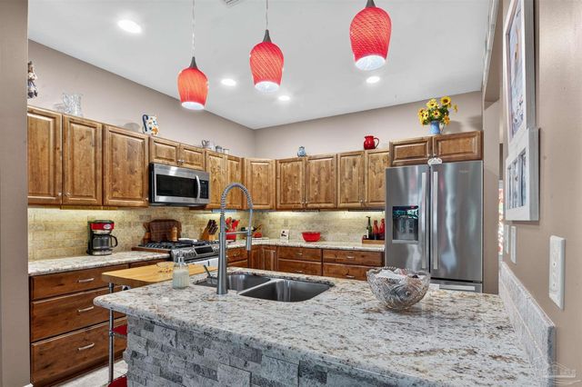 4615 Nancy Ln 7, Orange Beach, AL 36561