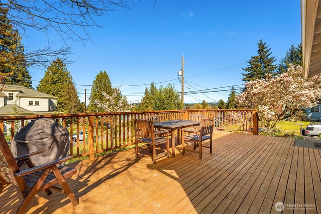 4605 49th Avenue S, Seattle, WA 98118