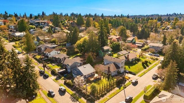 4605 49th Avenue S, Seattle, WA 98118