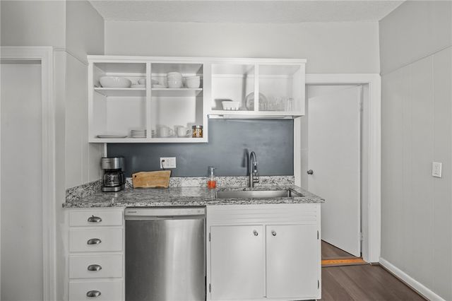 48 Constitution Street 2, Bristol, RI 02809