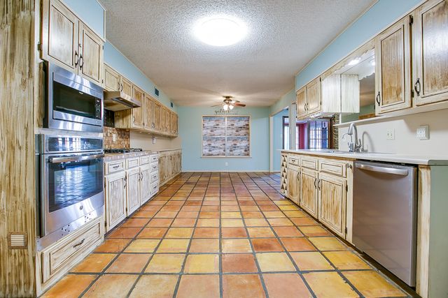 3002 Palo Duro Drive, San Angelo, TX 76904