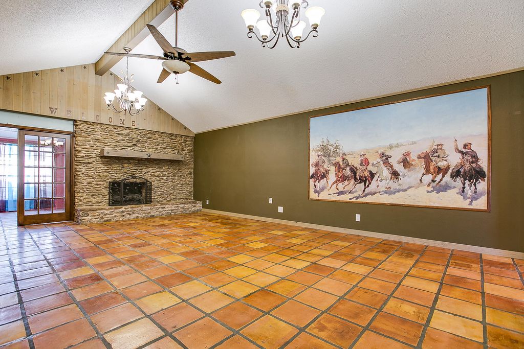 Image 11 of property listing at 3002 Palo Duro Drive, San Angelo, TX 76904