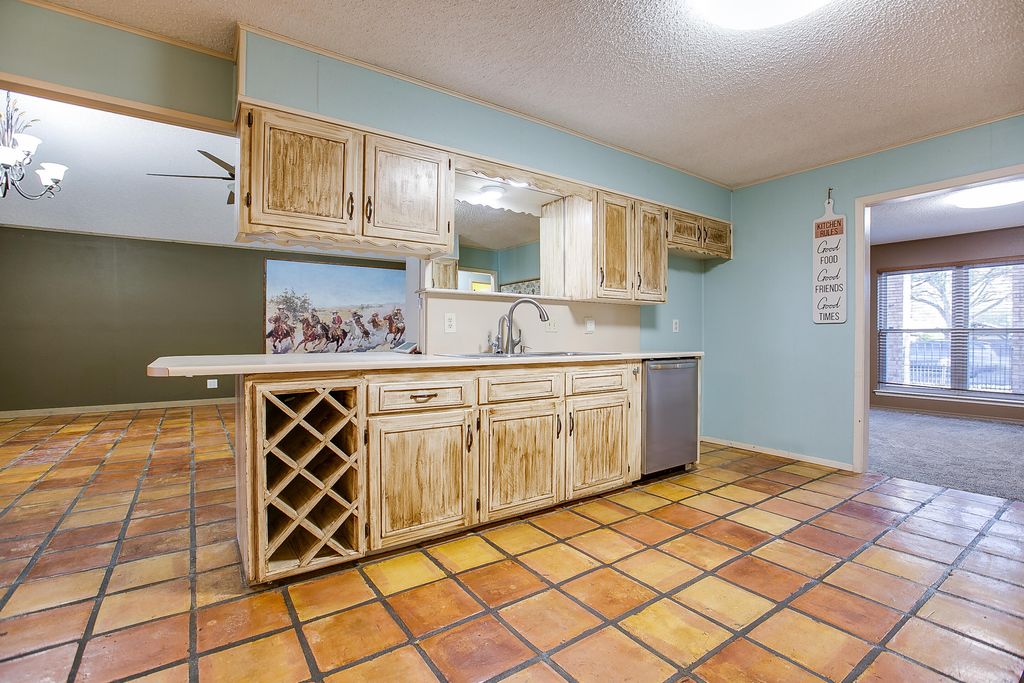 Image 12 of property listing at 3002 Palo Duro Drive, San Angelo, TX 76904