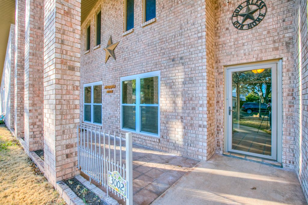 Image 3 of property listing at 3002 Palo Duro Drive, San Angelo, TX 76904