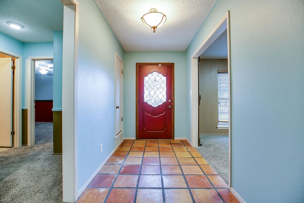 Image 5 of property listing at 3002 Palo Duro Drive, San Angelo, TX 76904