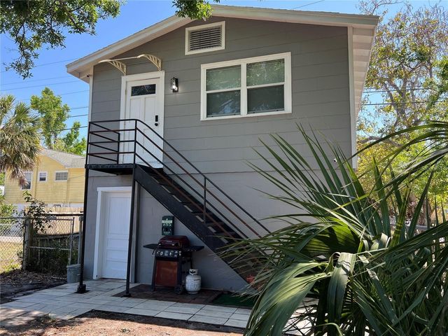2727 17TH STREET N, St Petersburg, FL 33713