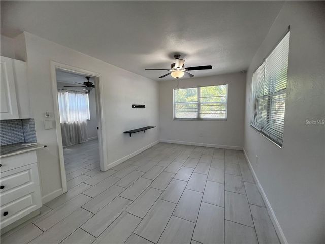2727 17TH STREET N, St Petersburg, FL 33713