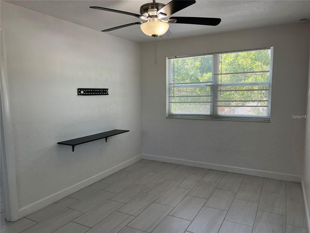 2727 17TH STREET N, St Petersburg, FL 33713