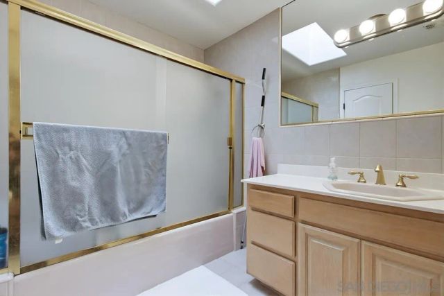 1654 LINWOOD ST 1654 LINWOOD STREET, San Diego, CA 92103